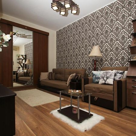 Cozy Apartment On Yevreiska Street Odessa Ngoại thất bức ảnh