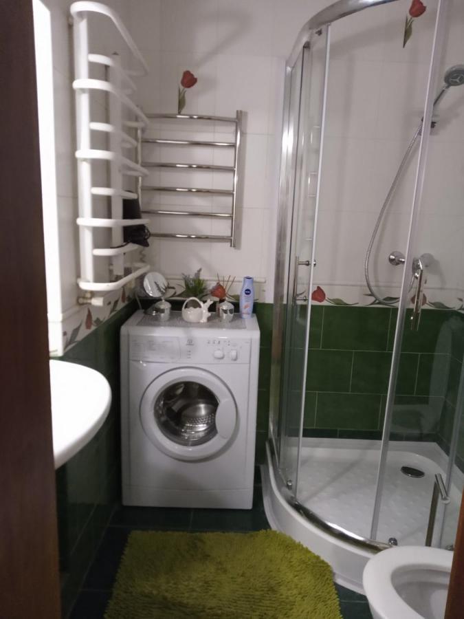 Cozy Apartment On Yevreiska Street Odessa Ngoại thất bức ảnh